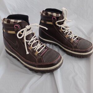 Nike Air ACG Heater Trail Boots - Size 8.5